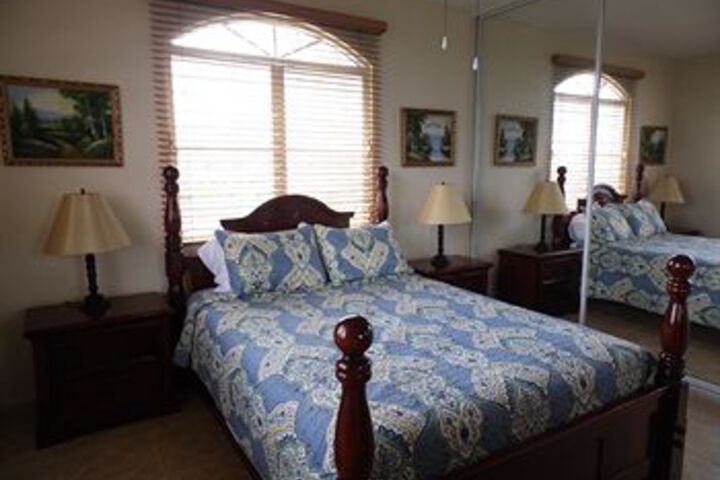 Room 15 of 28