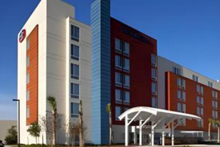 Hotel 8 of 33