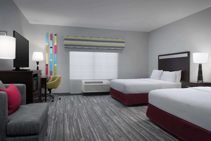 Room 6 of 35