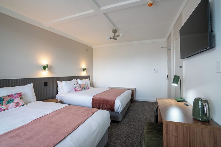 Room 3 of 13
