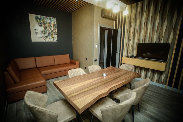 Room 15 of 38