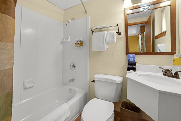 Room 35 of 51