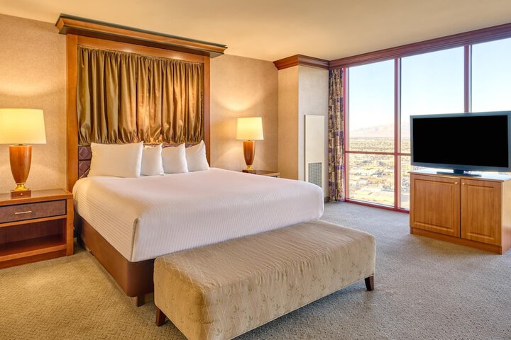 Room 25 of 123