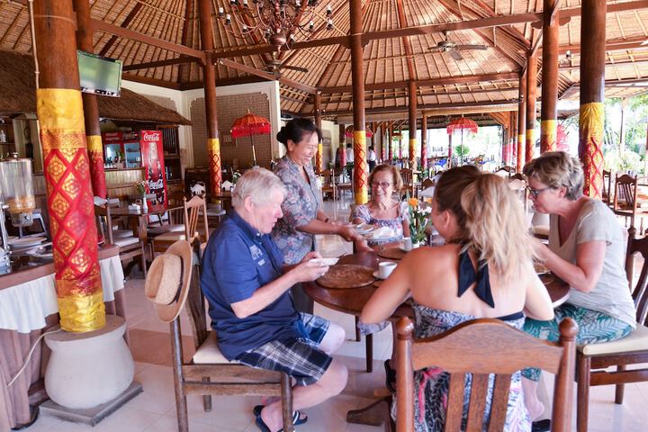 Dining Photos