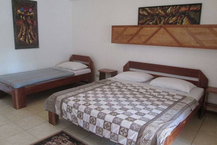 Room 7 of 79
