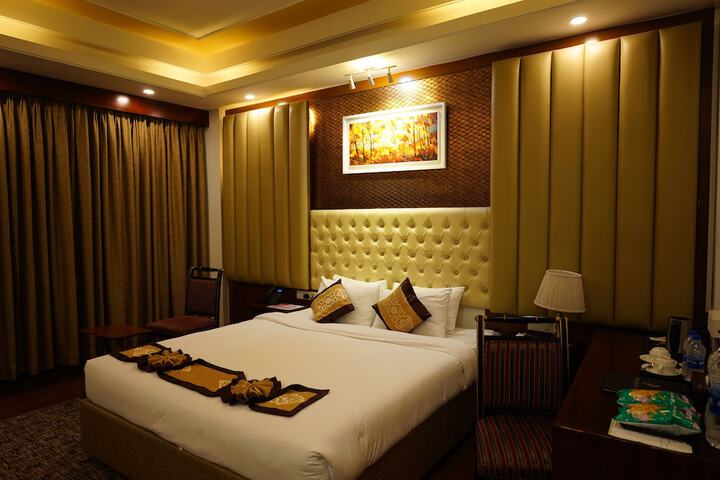 Room 12 of 45