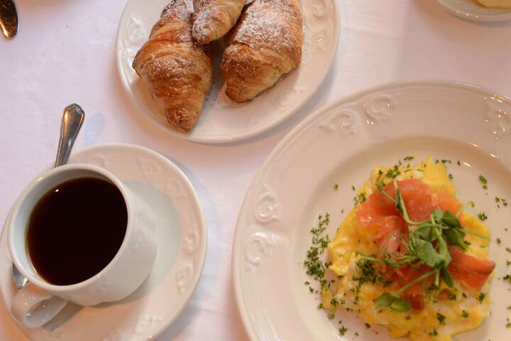 Breakfast/Coffee Service 51 of 62