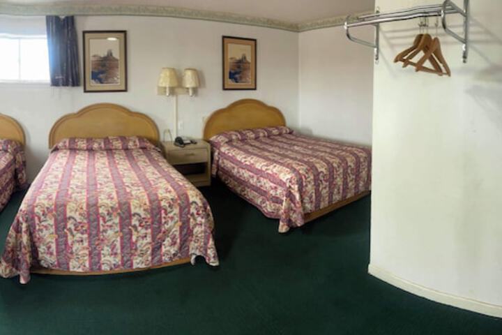Room 3 of 9