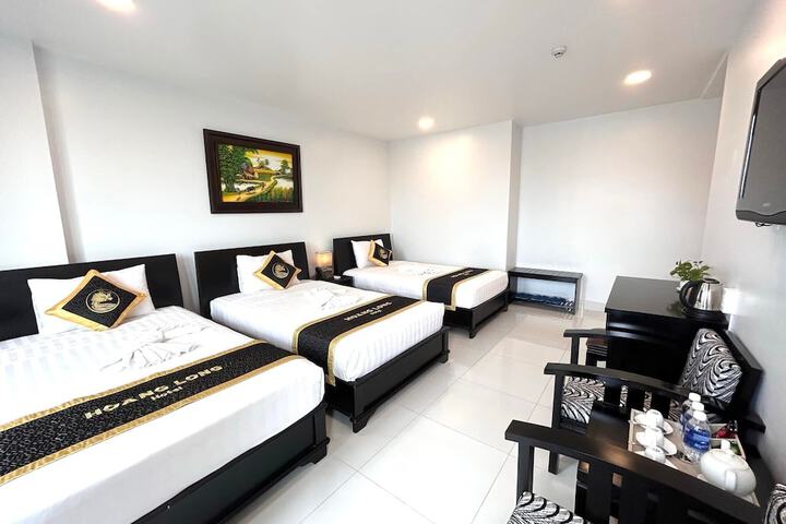 Room 28 of 113