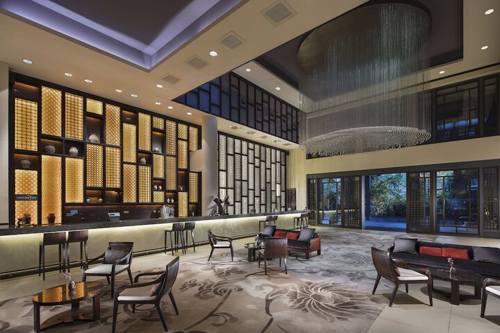 Business Center 19 of 23