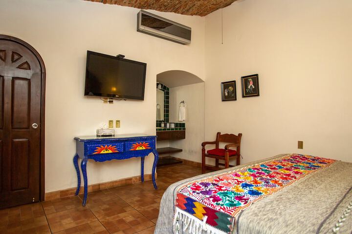Room 46 of 150