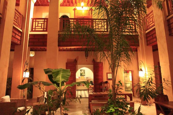 Hotel Interior 4 of 103