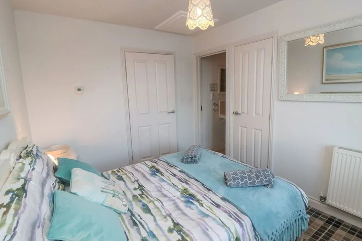 Room 2 of 11