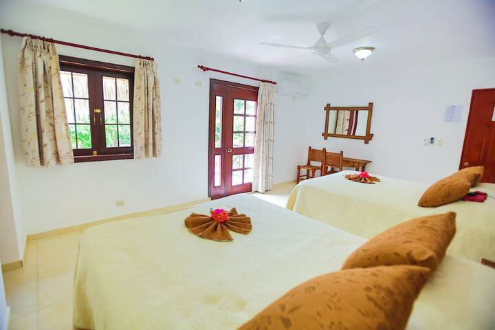 Room 3 of 21