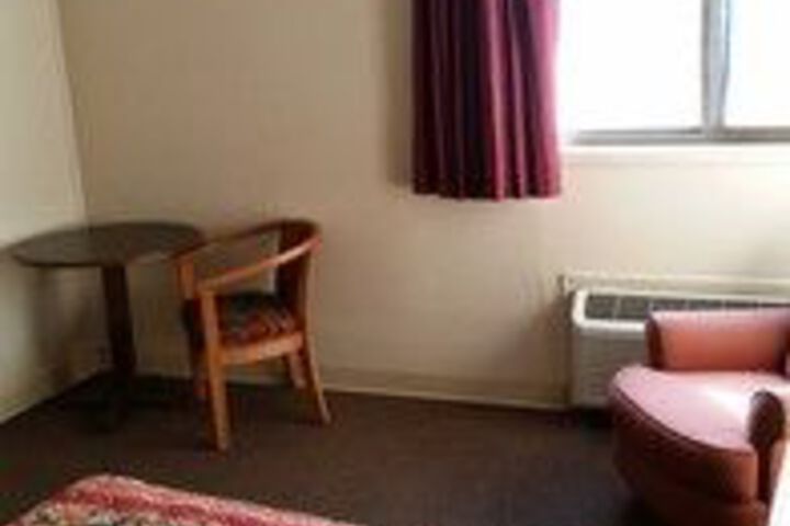 Room 15 of 20