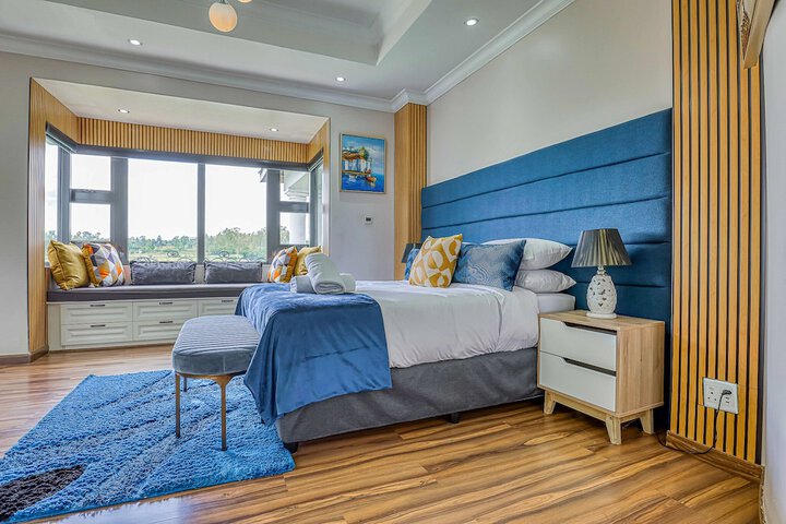 Room 12 of 67
