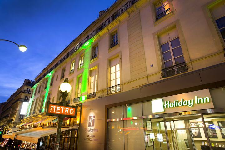 Hotel 80 of 88