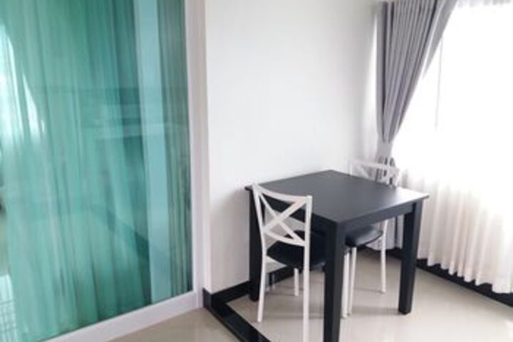 Room 18 of 37