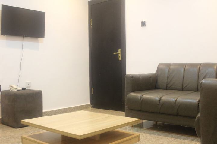 Room 34 of 47