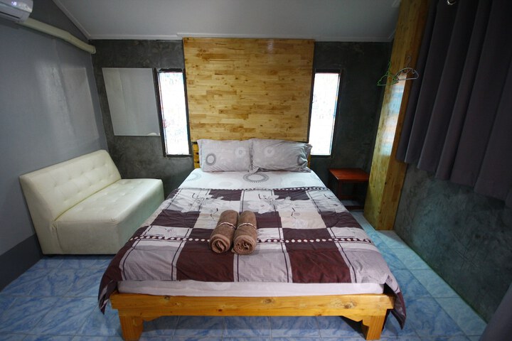 Room 7 of 56