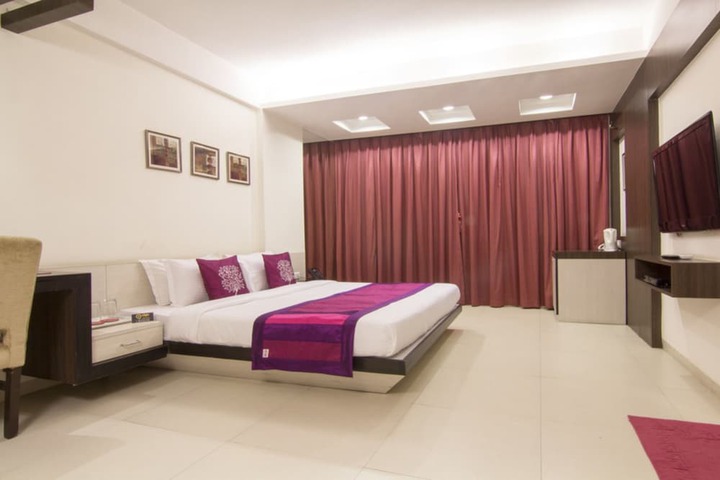 Room 7 of 35