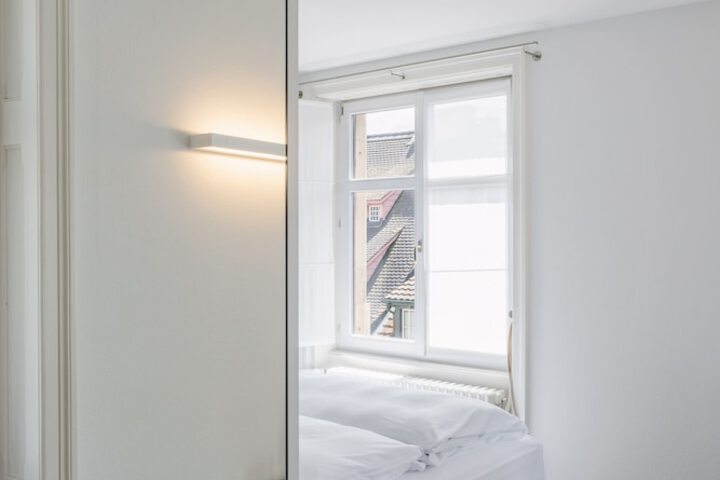 Room 35 of 74