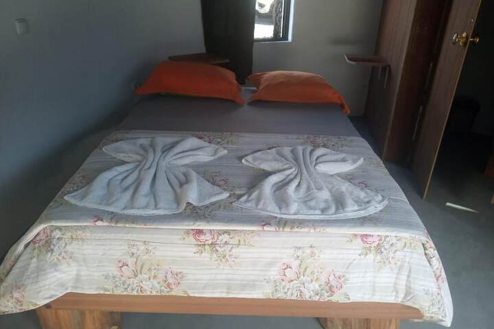 Room 12 of 46