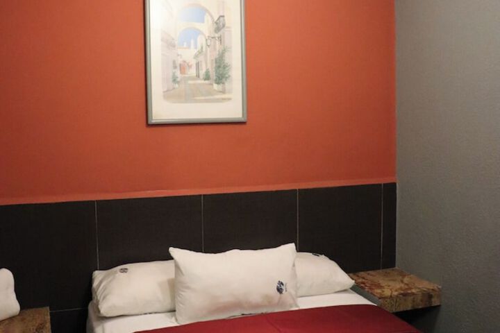 Room 46 of 81