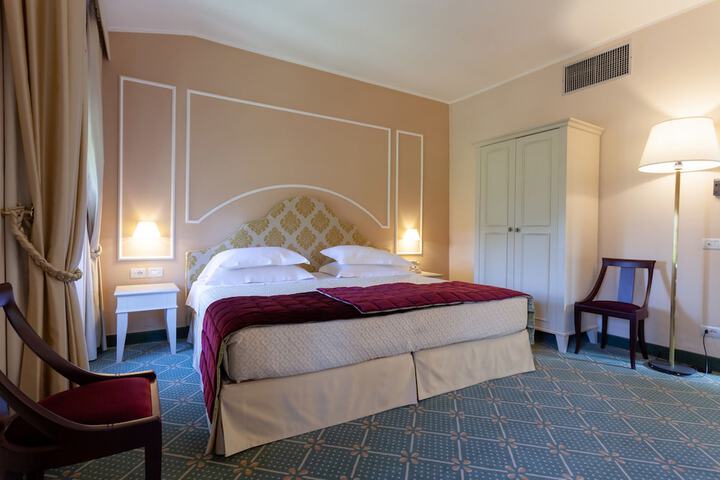 Room 4 of 29