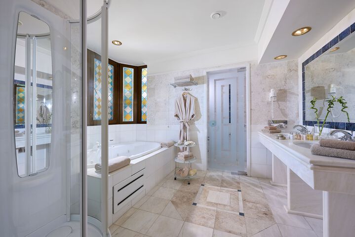 Bathroom Interior Photo