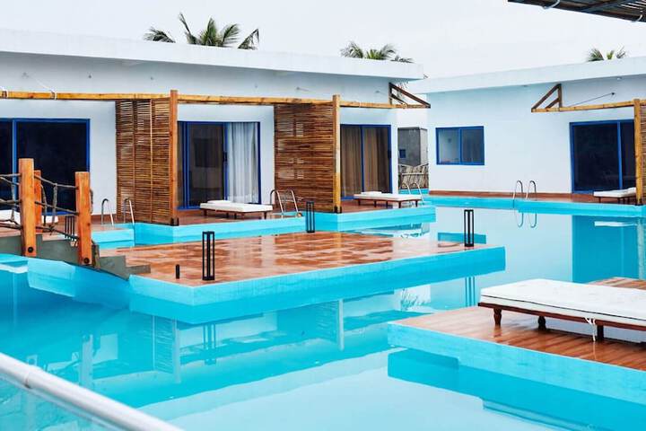Pool 22 of 38