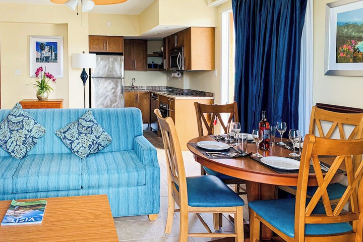Dining Photos