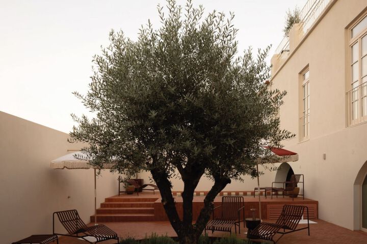 Hotel 59 of 82