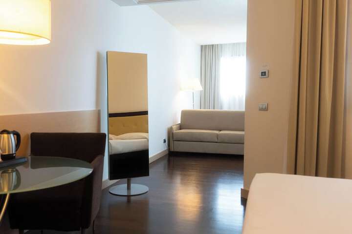 Room 57 of 132