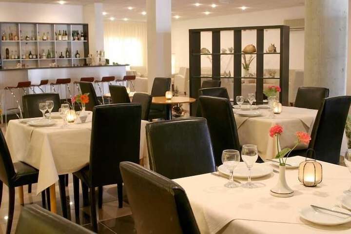 Dining Photos