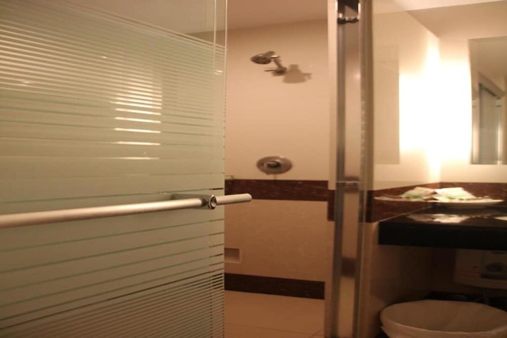 Room 7 of 23