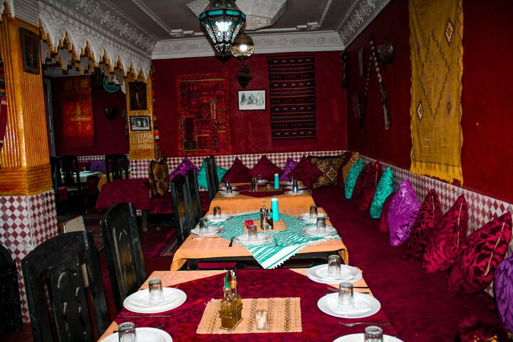 Dining 19 of 23