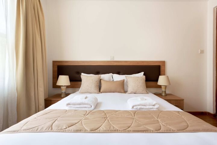 Room 40 of 49