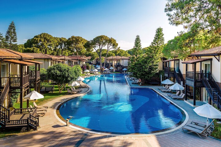 Pool 85 of 225