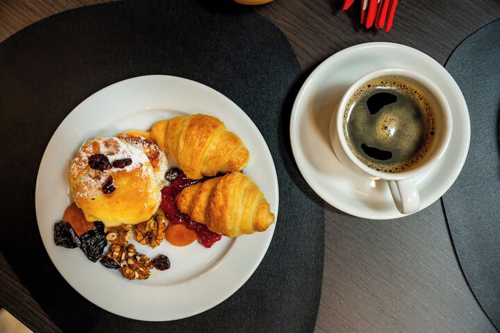 Breakfast/Coffee Service 42 of 59