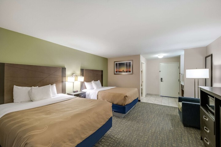 Room 13 of 41