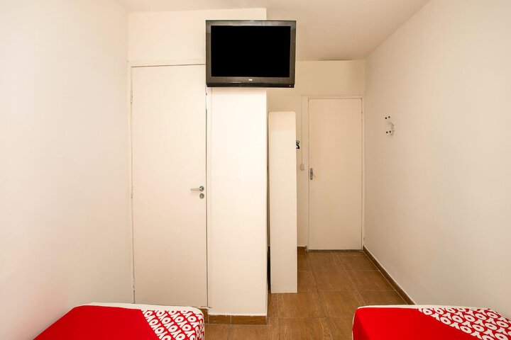 Room 25 of 36