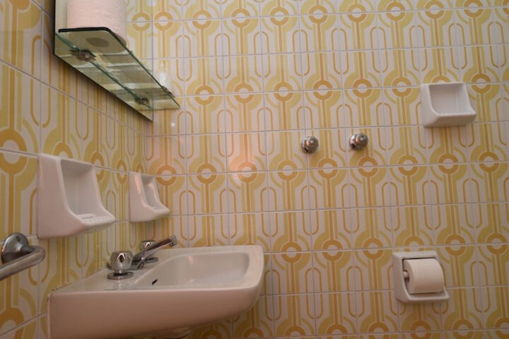 Room 25 of 53