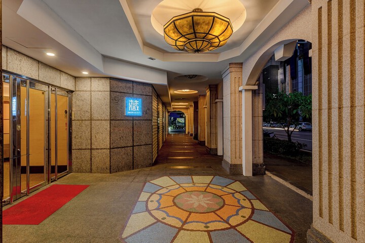 Hotel 54 of 56