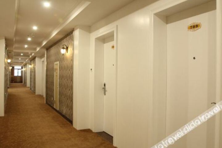 Hotel Interior 5 of 23