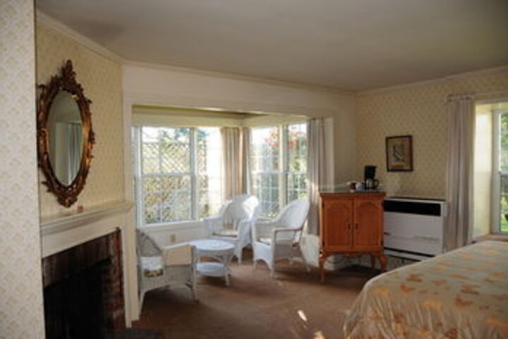 Room 21 of 24