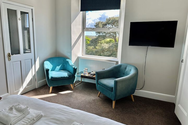 Room 14 of 40
