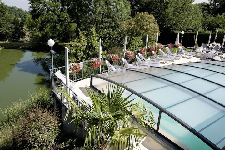 Pool 19 of 46