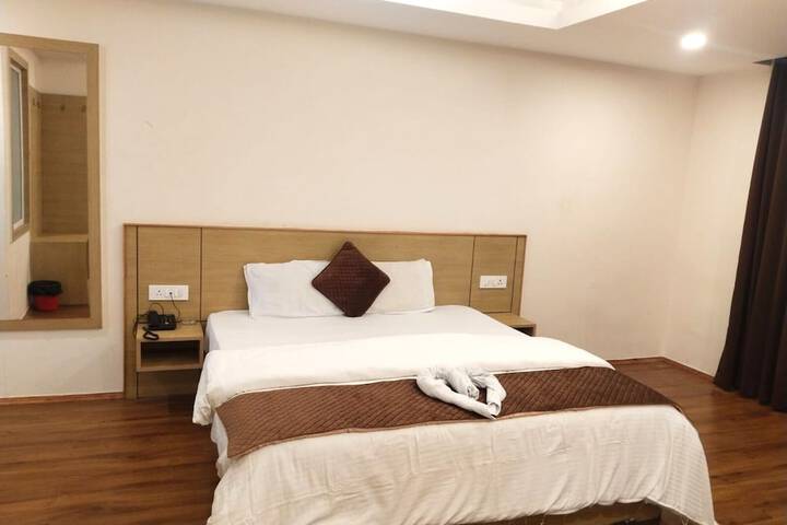 Room 10 of 45