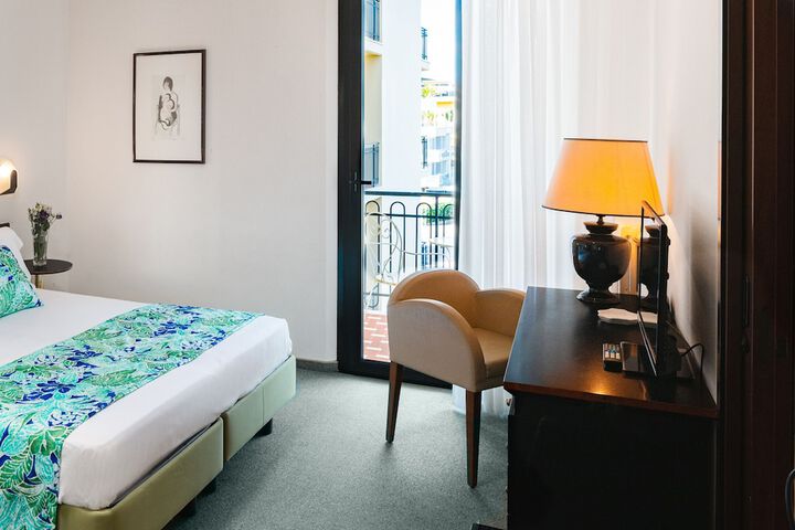 Room 22 of 86